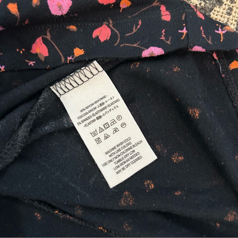 Free People NWOT! Black Pink Floral Puff Sleeve Crew Neck  Midi Stretch Dress - Picture 8 of 16